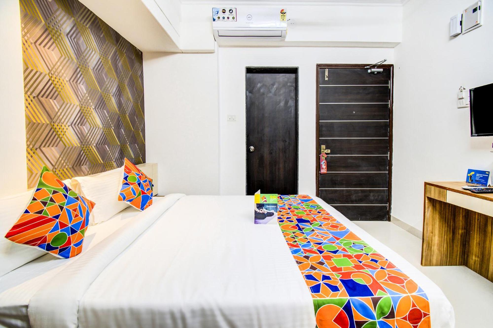 Fabexpress Marvel Bliss - Nr Trump Towers 3* Pune